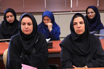 تجلیل از تیم های ورزشی کارمندان